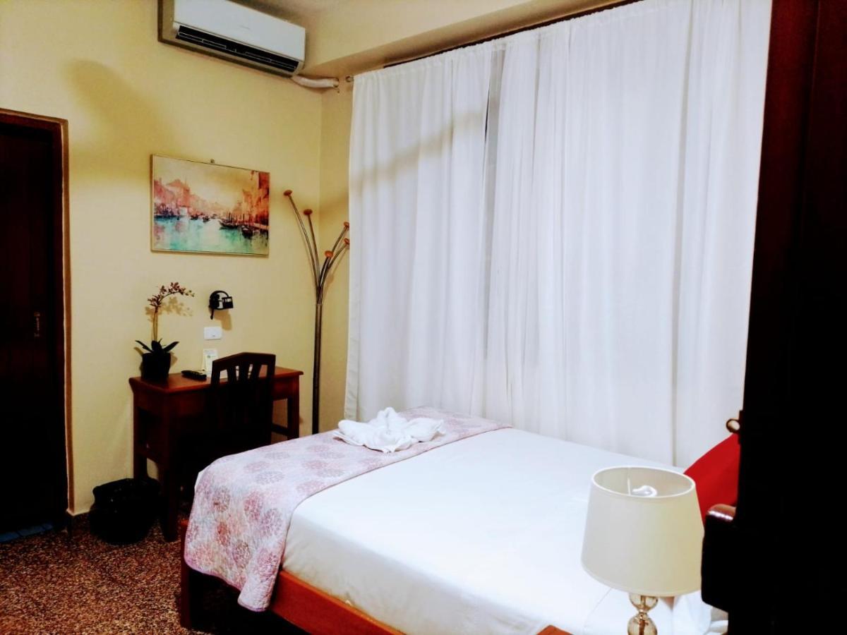 El Virrey Hospedaje Pucallpa Eksteriør bilde